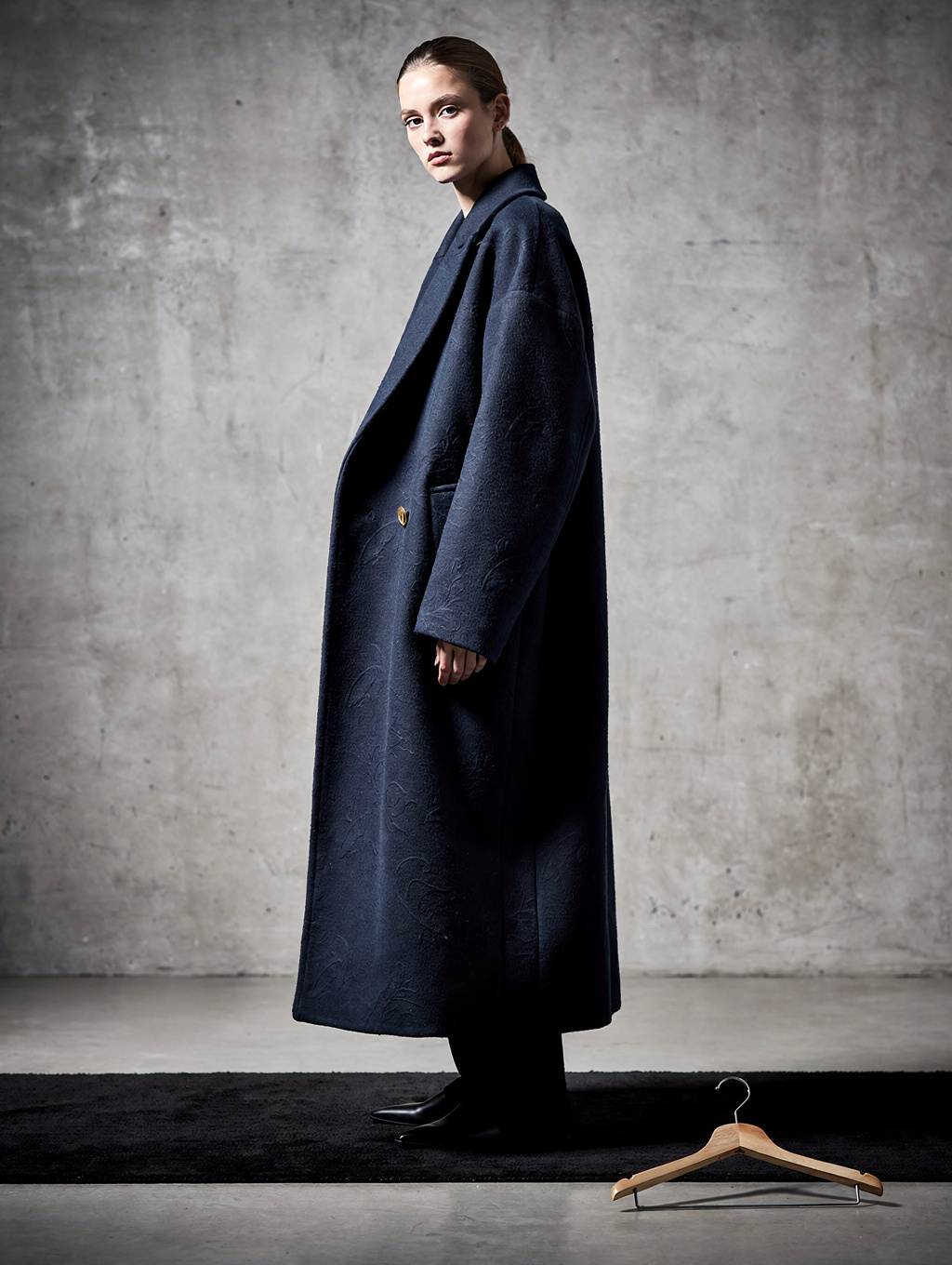 Runway Sequence 04 — Paris Fashion Week